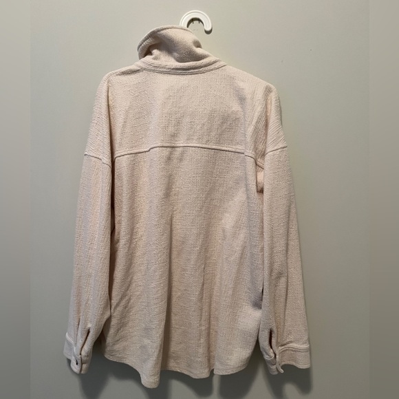 OAK + FORT long sleeve shirt / “shacket” vibes (comes with FREE cropped tank) - Picture 4 of 9